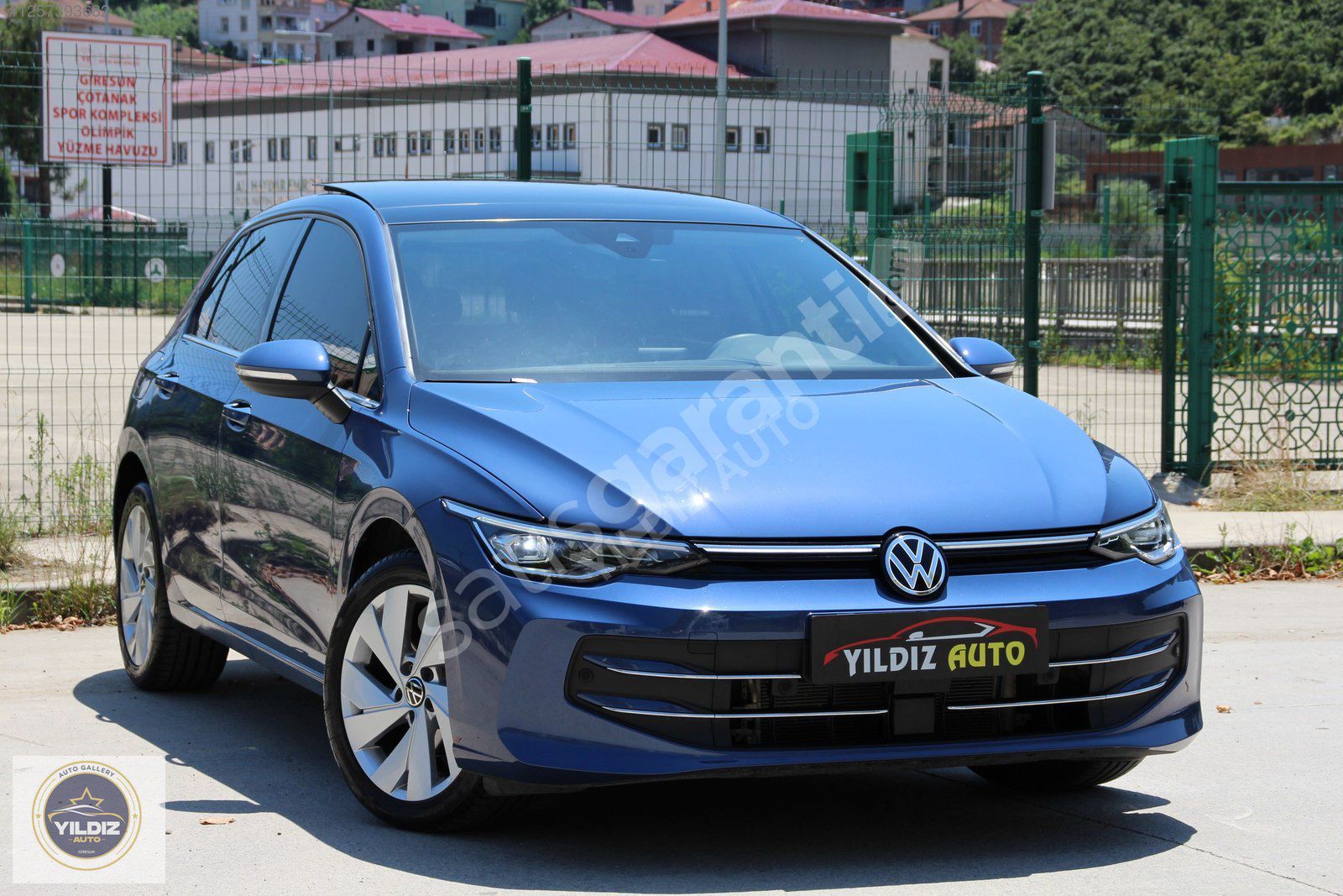 YILDIZ AUTO'DAN 2024 VOLKSWAGEN GOLF 8.5 1.5 E-TSI STYLE 50.YIL