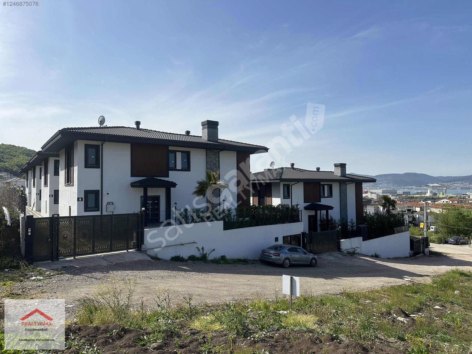 İZMİT BAŞISKELE DE ULTRA LÜKS 4.5+1 SATILIK VİLLA