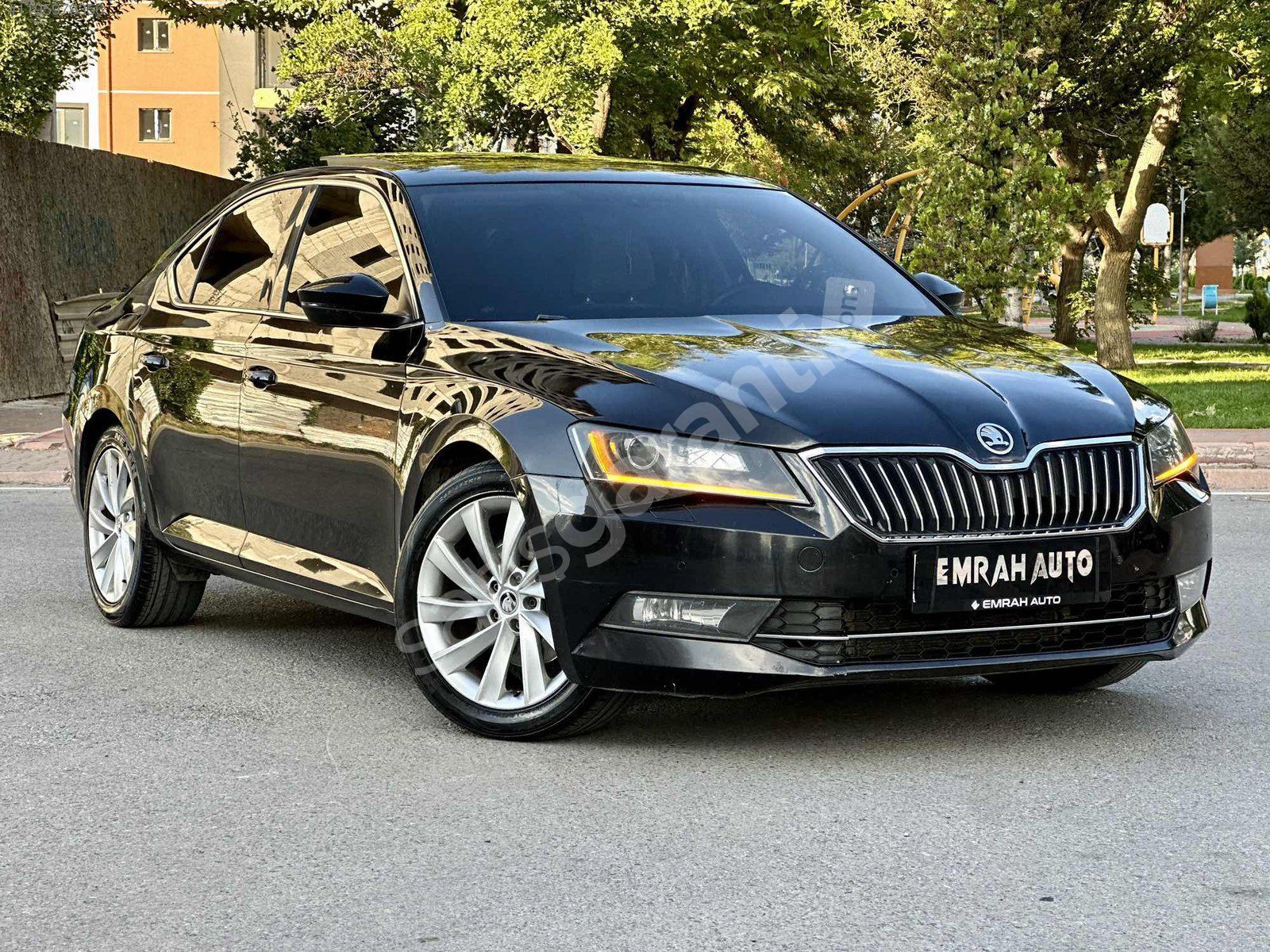 EMRAH AUTO'DAN - EMSALSIZ TEMİZLİKTE - BAKIMLI