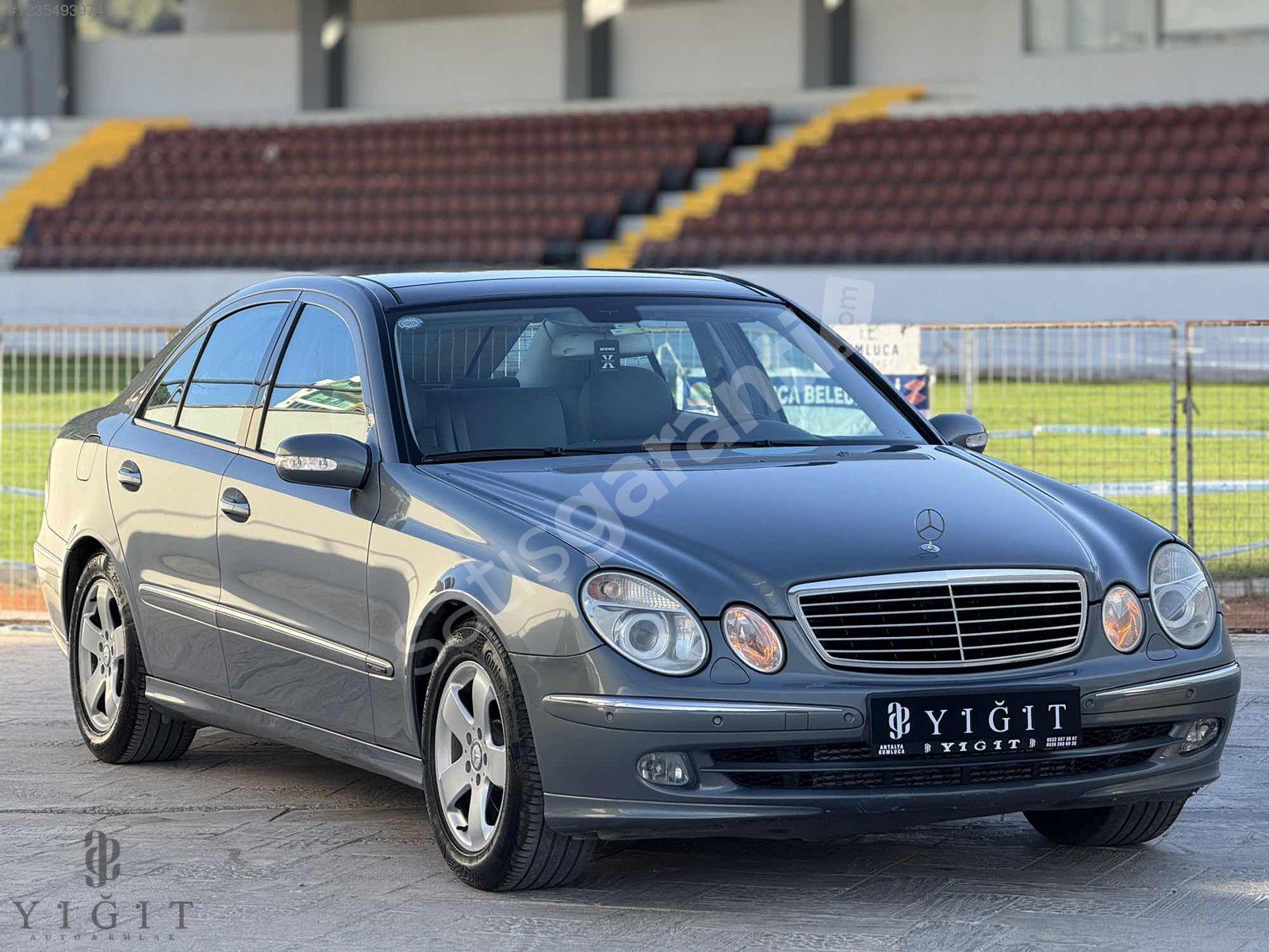 YİĞİT AUTO'dan KUSURSUZ TEMİZLİKTE LANSMAN RENGİ E 200