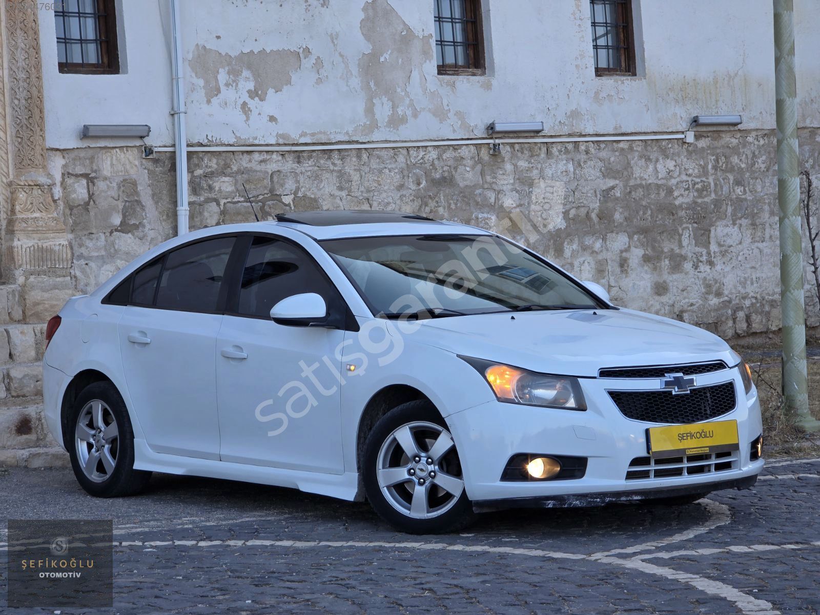 CRUZE 2011 SANRUFLU BAKIMLI EMSALSİZ