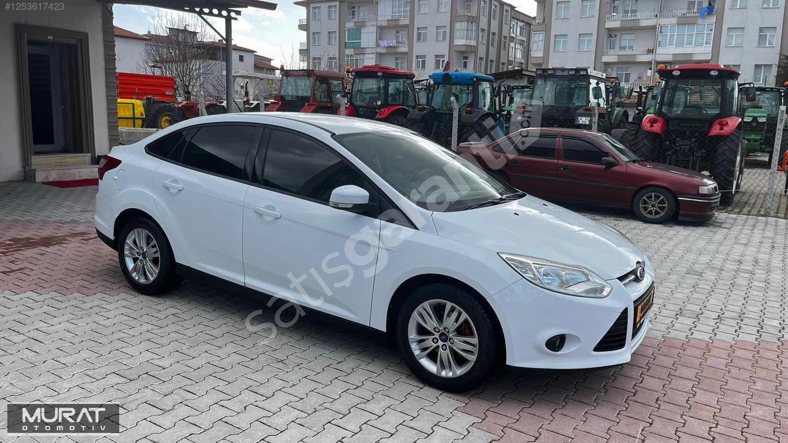 ///MURAT OTOMOTİV'DEN HATASIZ BOYASIZ FORD FOCUS////