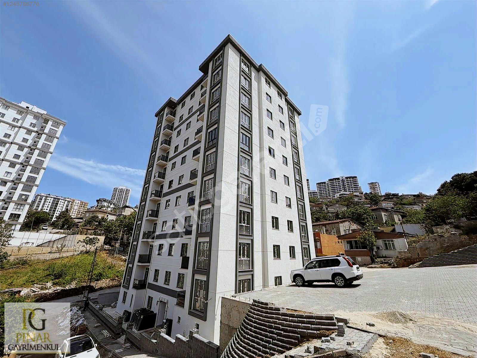 KARTAL HÜRRİYET MAHALLESİNDE 2+1 SATILIK DAİRE
