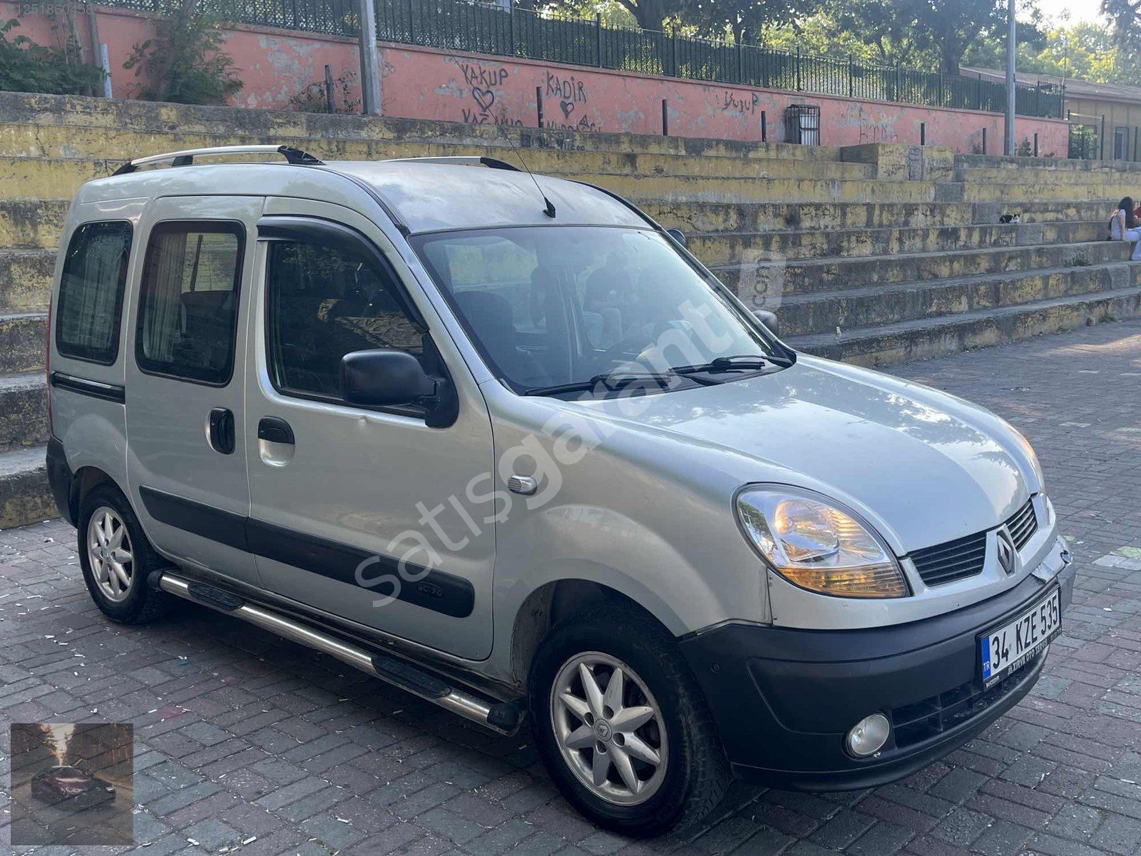 ŞİRİN OTODAN DÜŞÜK KM KANGO