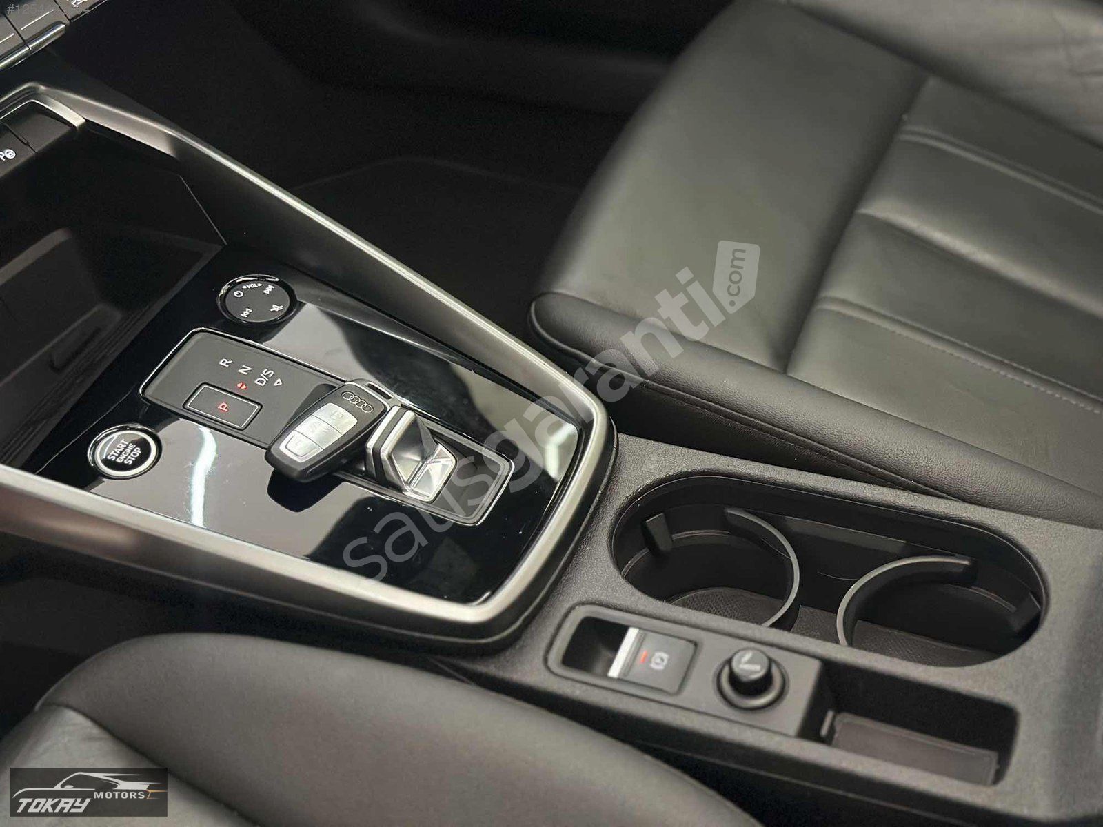 TOKAY MOTORS'DAN2021 AUDİ A3SPORTBACK 35 TFSI Advanced CAM TAVAN