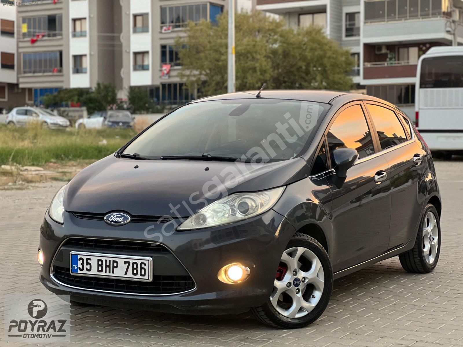 HATASIZ+ORJİNAL+DEĞİŞENSİZ+BAKIMLI+1.4 FORD FİESTA TİTANYUM X