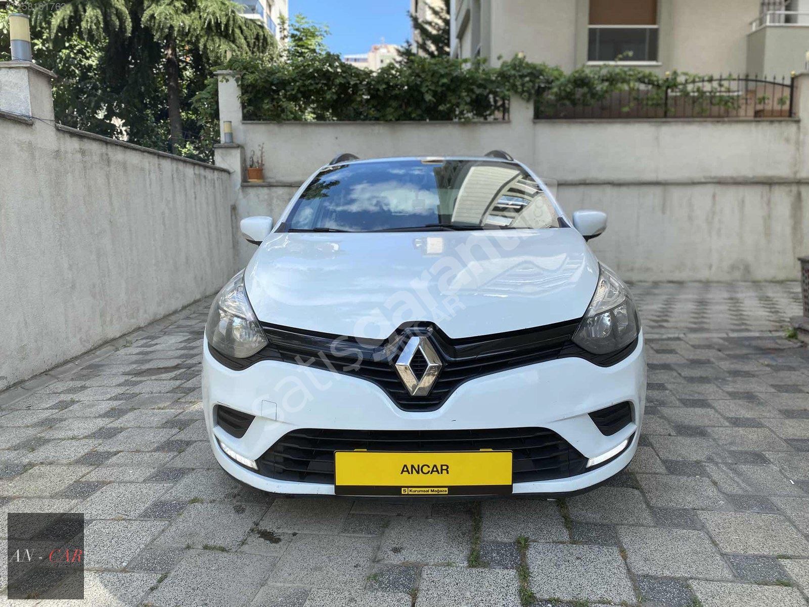 ANCAR'DAN BOYASIZ 2019 CLIO 1.5 DİZEL SW MASRAFSIZ