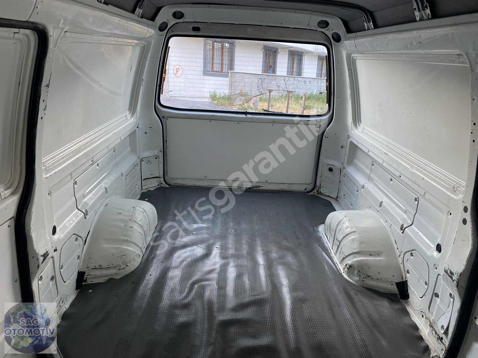 İLK SAHİBİNDEN 2008 MODEL 198 BİNDE ORJİNAL KLİMALI FABRİKASYON