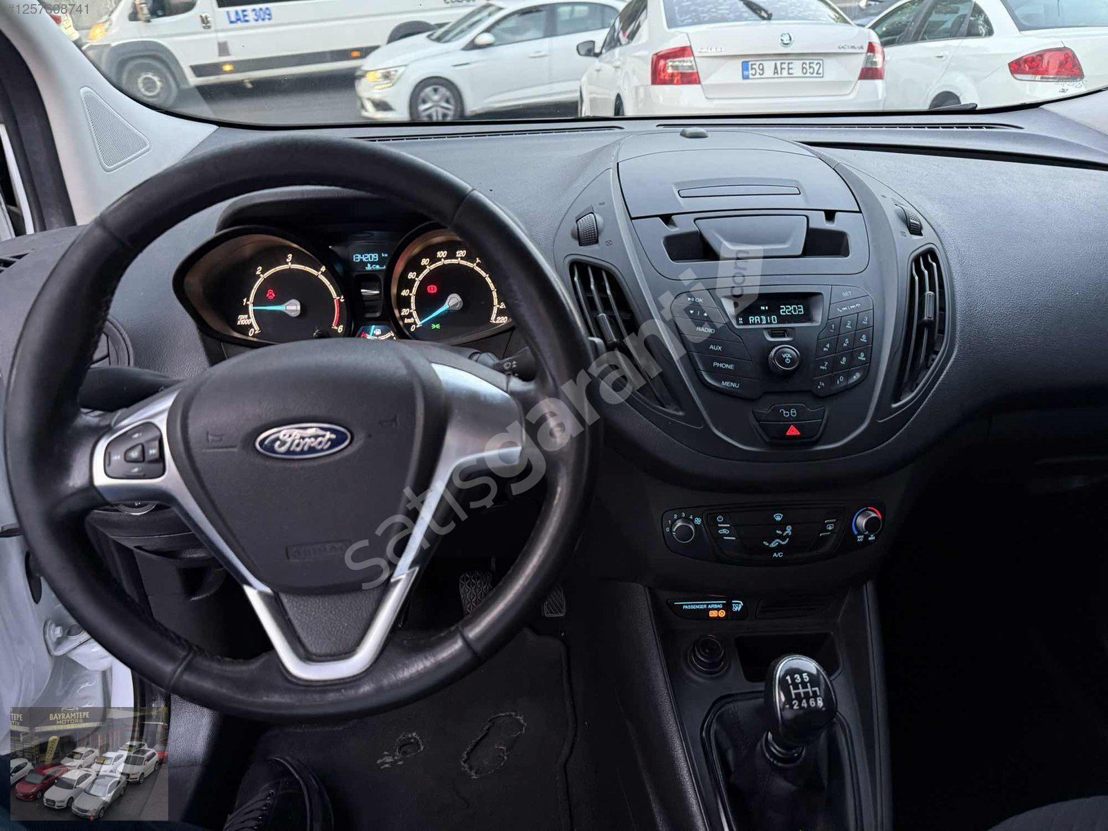 BAYRAMTEPE OTOMOTİV DEN 250 BİN PEŞİNAT İLE 2018 COURIER