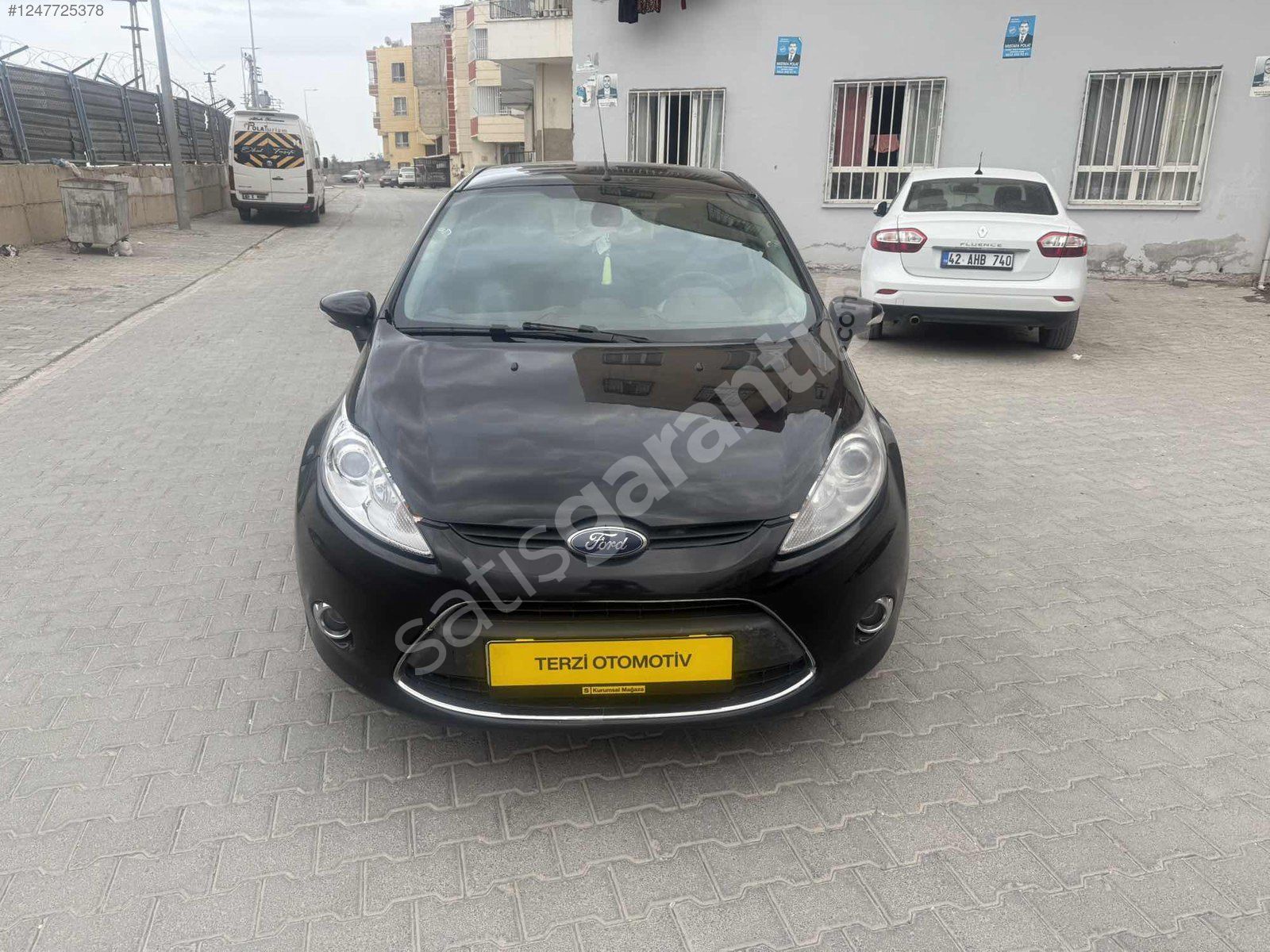 TERZİ OTOMOTİV'DEN 2011 MODEL 190 BİN KM DİZEL FİESTA TİTANİUM