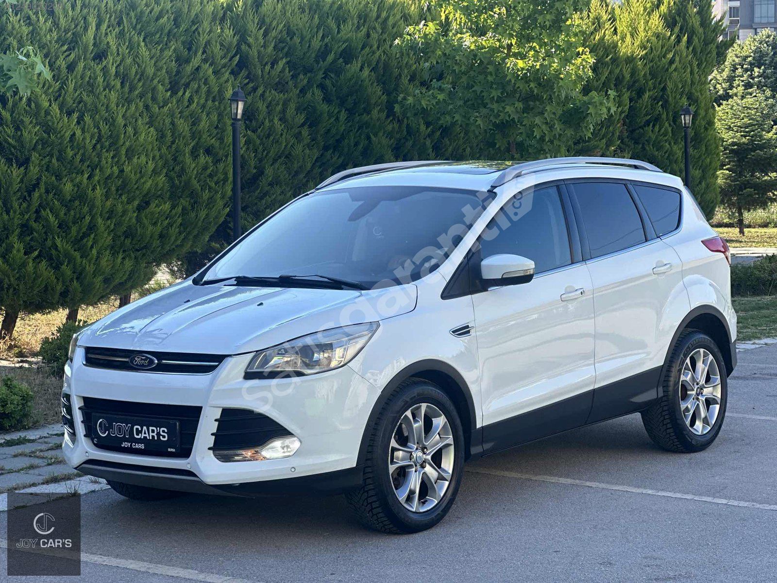 JOY CAR'S-%30 PEŞİN KALANI KREDİ 2013 FORD KUGA 4X4 CAM TAVANLI