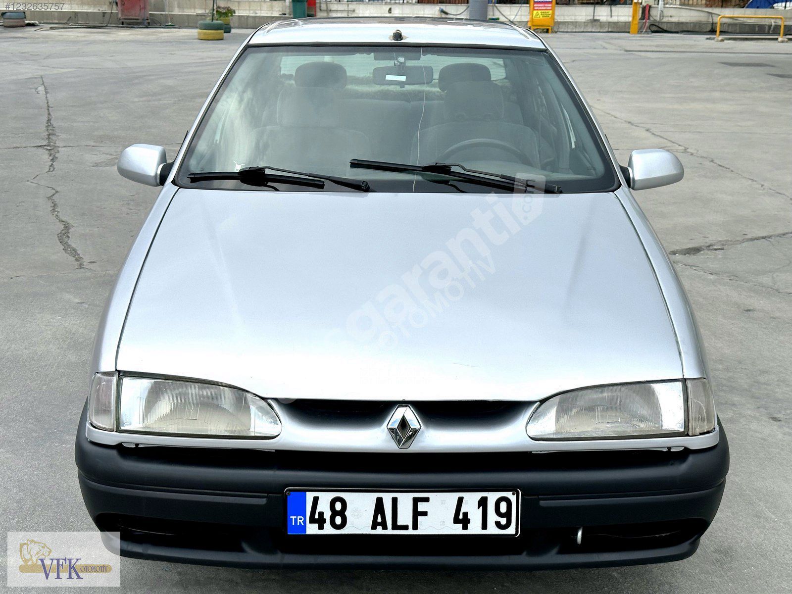 KLİMALI 178.000 KM RENAULT 1.8 EUROPA 1997 MODEL KARTA 12 TAKSİT