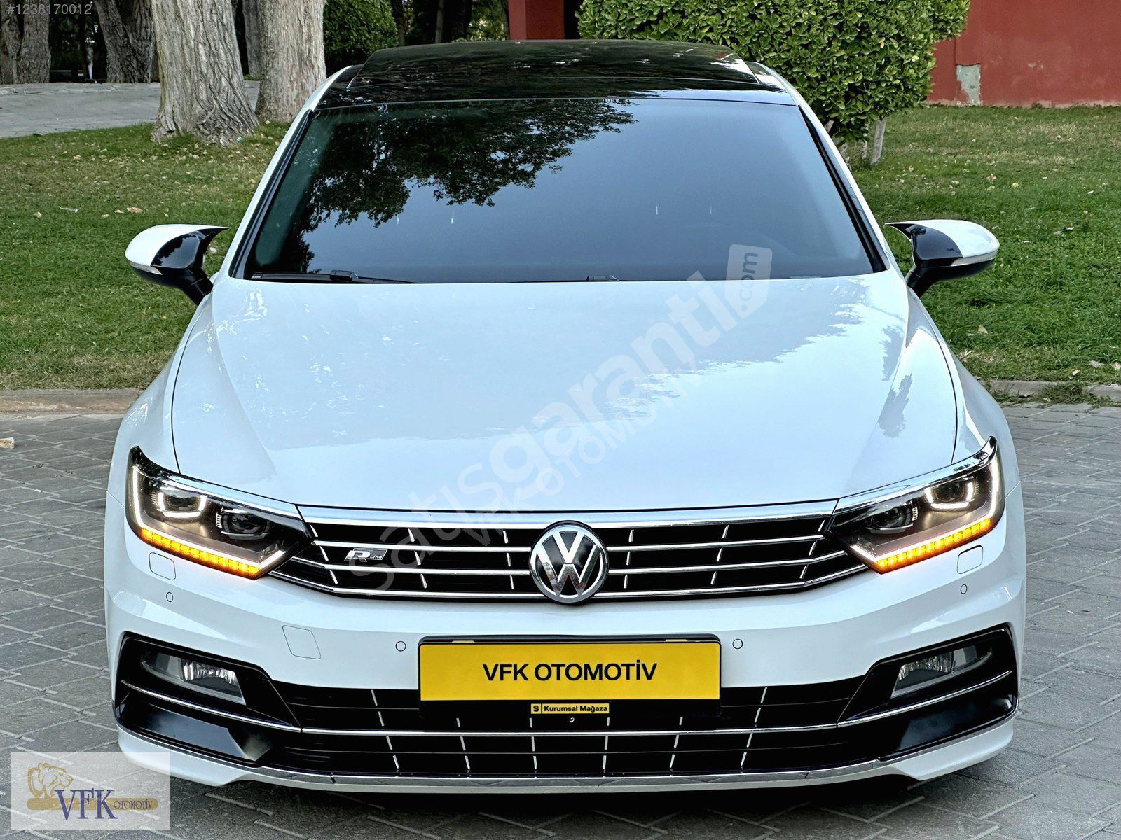 OTOMATİK WOLKSWAGEN PASSAT 1.6 TDI R-LINE 2017 MODEL 155.000 KM