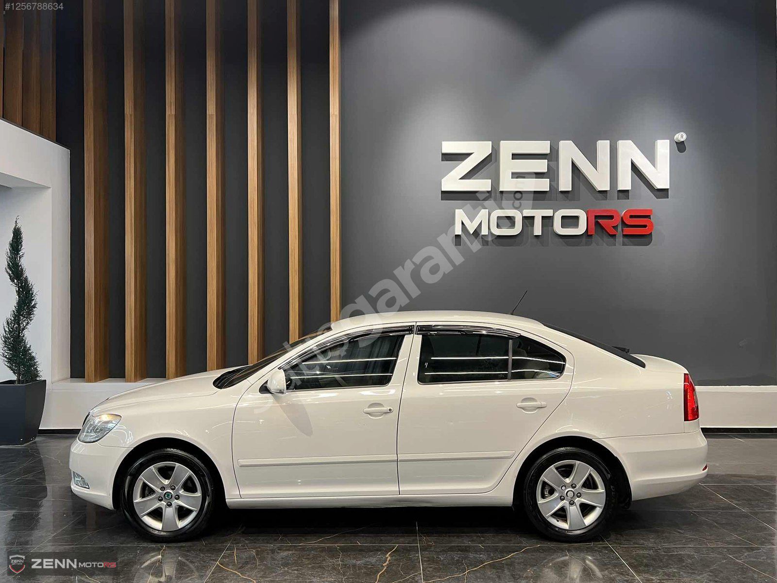ZENN MOTORS'DAN 2012 MODEL SKODA OCTAVIA ELEGANCE OTOMATİK