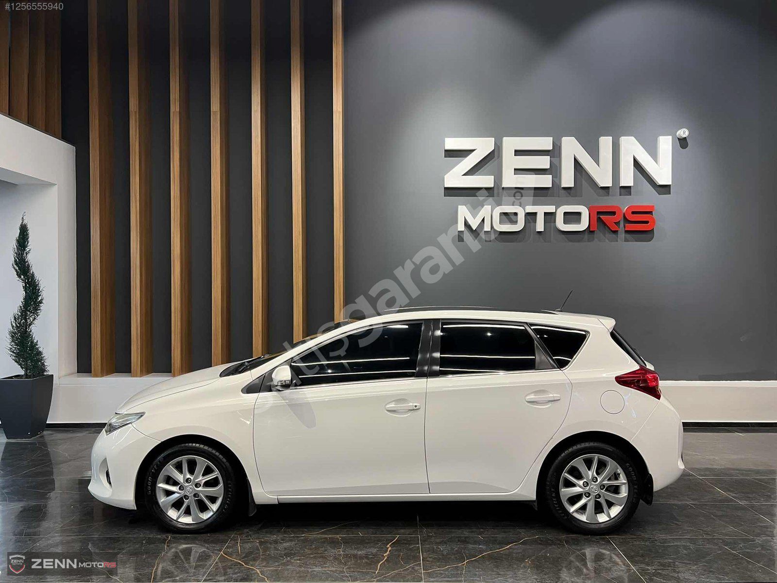 ZENN MOTORS'DAN 2013 TOYOTA AURİS ACTİVE SKYPACK