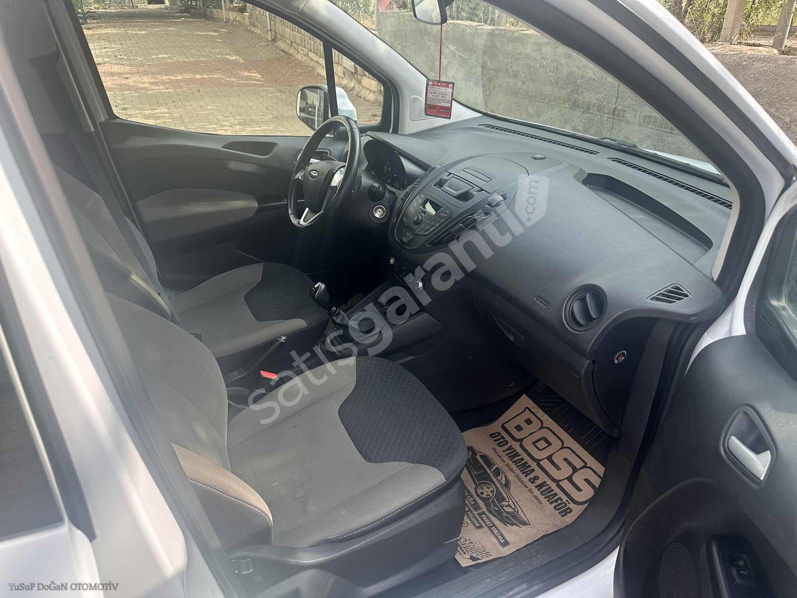 2023 model Courier 1.5 TDCI Deluxe