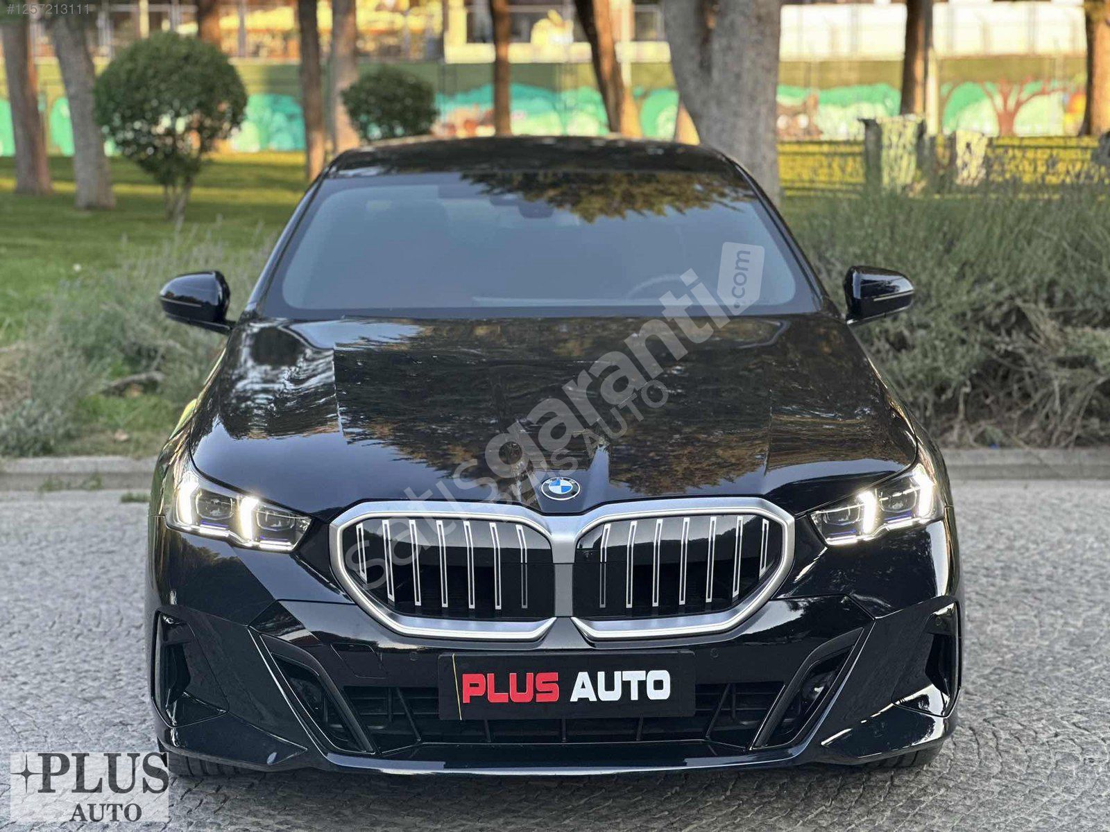 PLUS'DAN BOYASIZ BMW 520i M SPORT/İÇKIRMIZI/HARMAN/SOĞUTMA/360K
