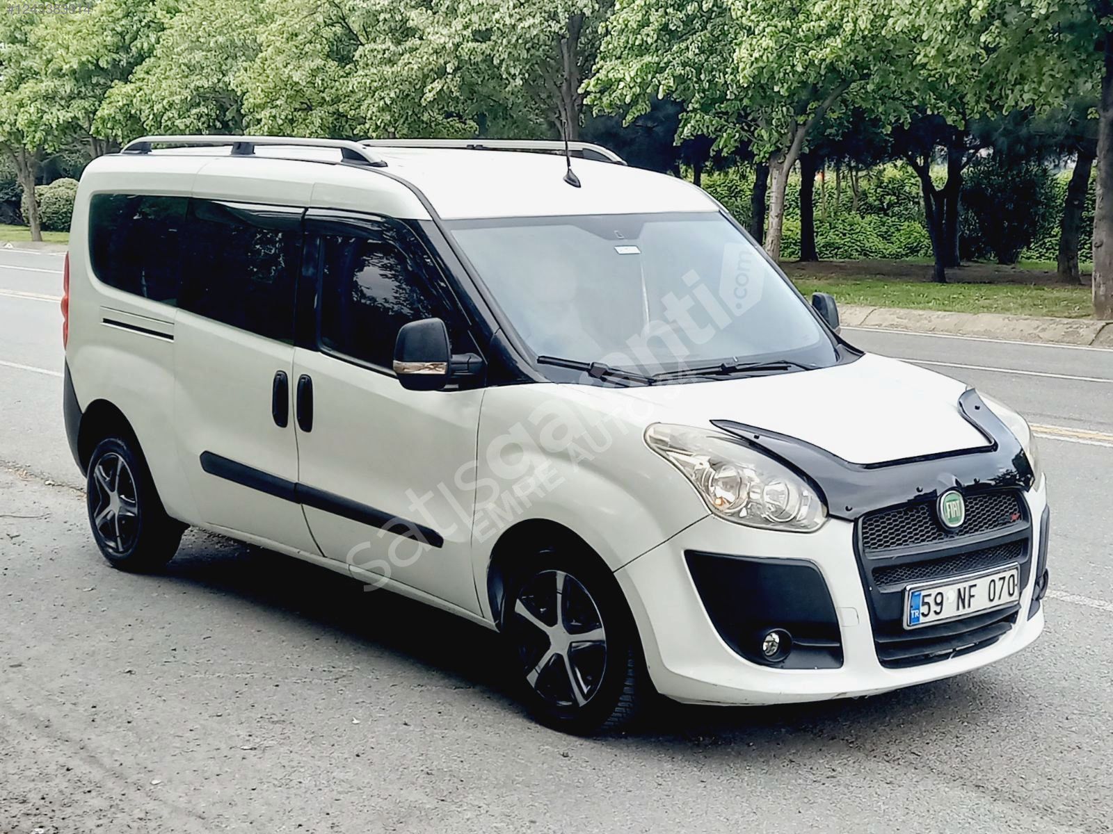 EMRE AUTO 34 2012 MODEL 1.3 DİZEL DOBLO MAKSİ 90 LIK