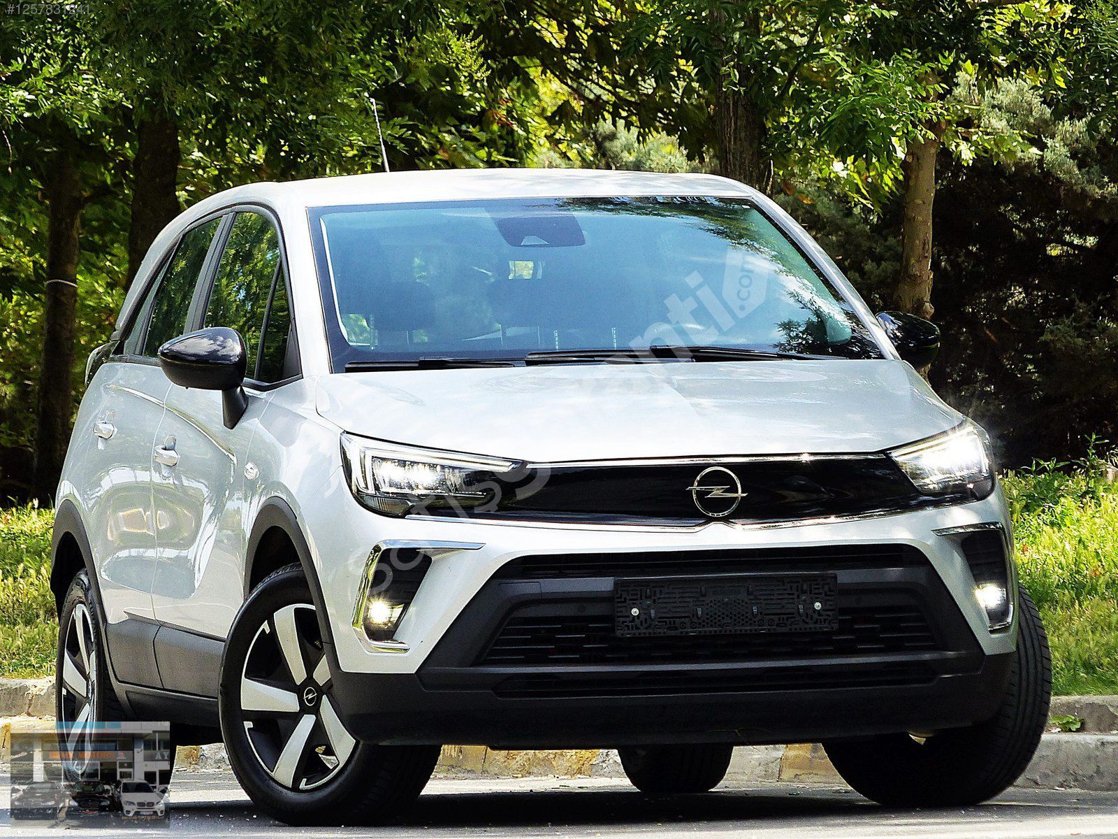 MK MOTORS'DAN 2024 OPEL CROSSLAND 1.2T ESSENTİAL HATASIZ BOYASIZ