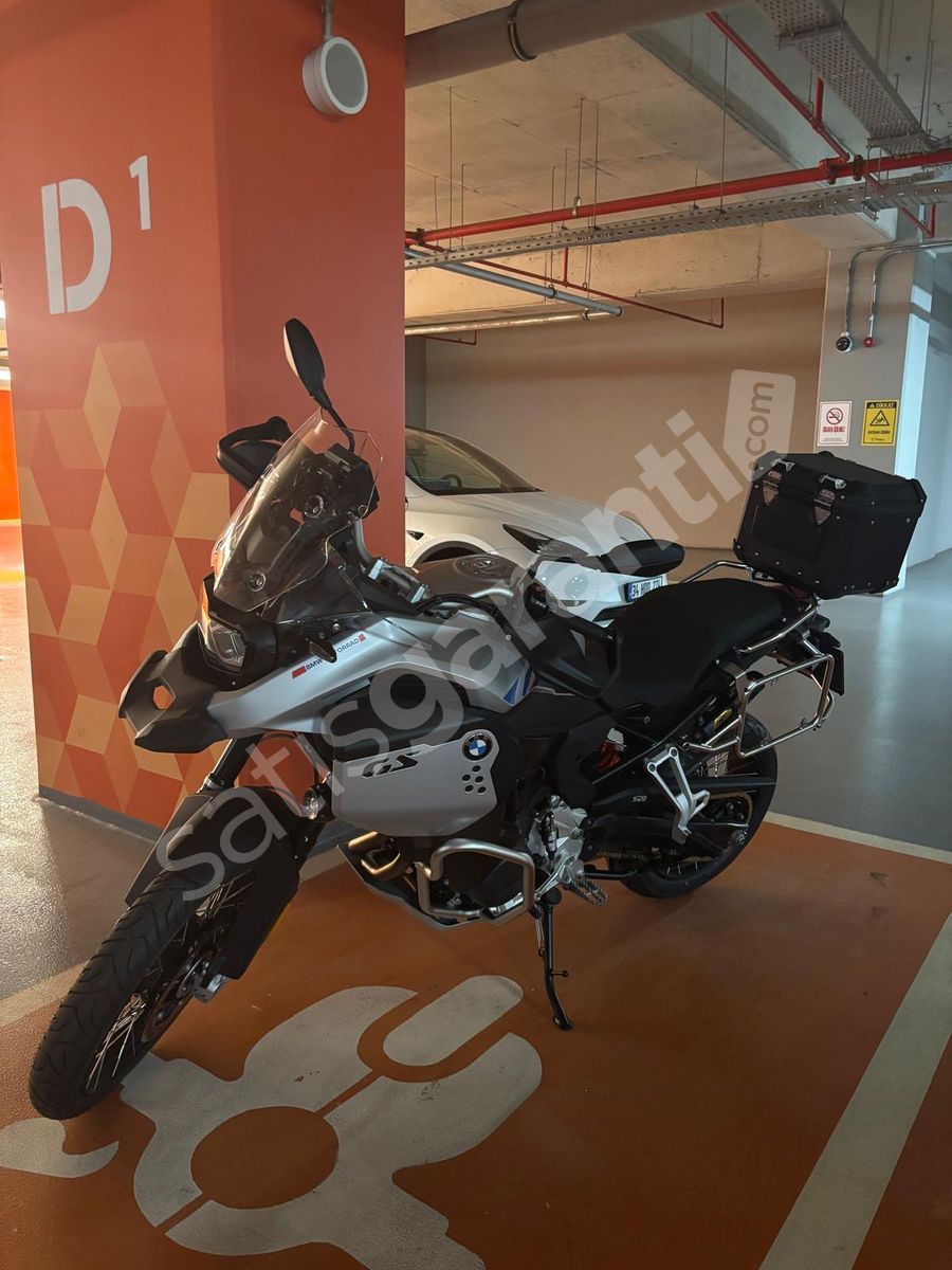 2025 | BMW F900 Adventure | Alçak Sele | Akrapoviç | Orj. Çanta | CHIGEE