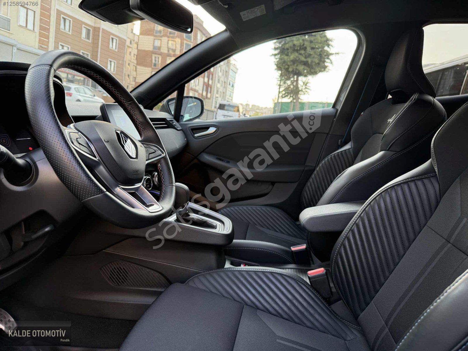 2023 CLIO 1.0 TECHNO ESPRİT ALPİNE 50 BİN KM HATASIZ