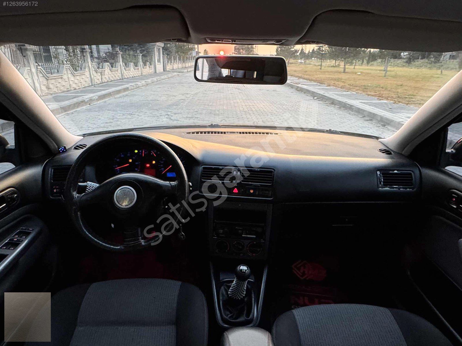 2004 BORA 1.6 PASİFİK 16 VALF KLİMA ABS LPG FULL BAKIMLI