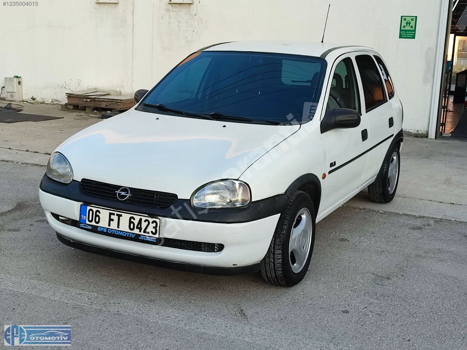 TEMİZ BALIMLI CORSA 1.4 16V