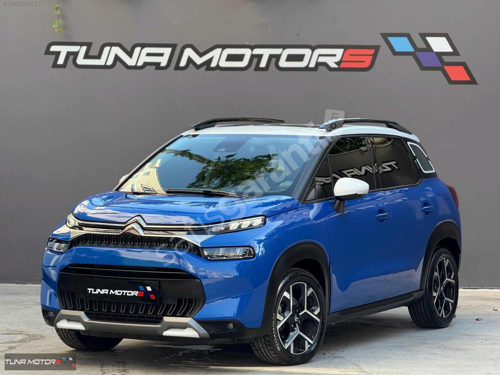 "TUNA MOTORS" BOYASIZ 50.000 km ÇİFT RENK CAM TAVAN // KK TAKSİT