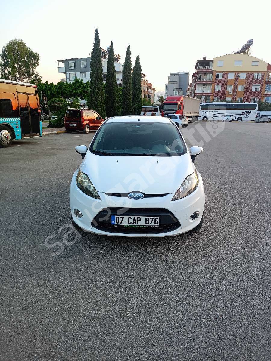 Bakımlı Temiz Ford Fiesta