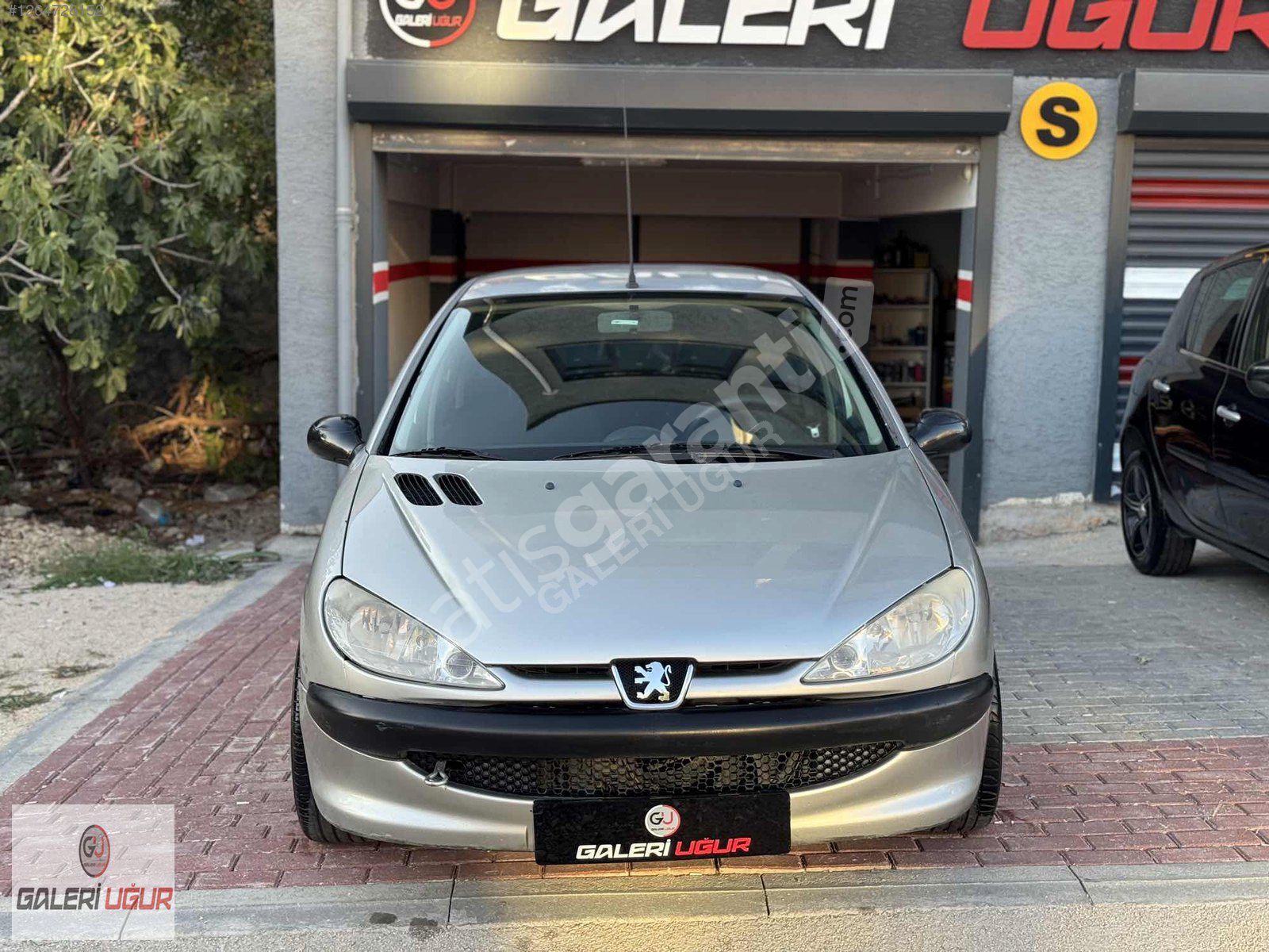 GALERİ UĞUR'DAN OTOMATİK PEUGEOT 206 1.4 X-LİNE