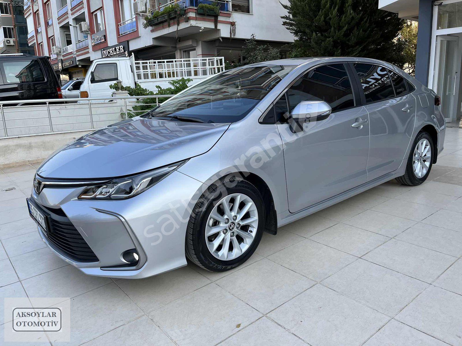 2022 COROLLA 1.5 DREAM-BOYASIZ-20.000 KM'DE-OTOMATİK VİTES-SEDAN