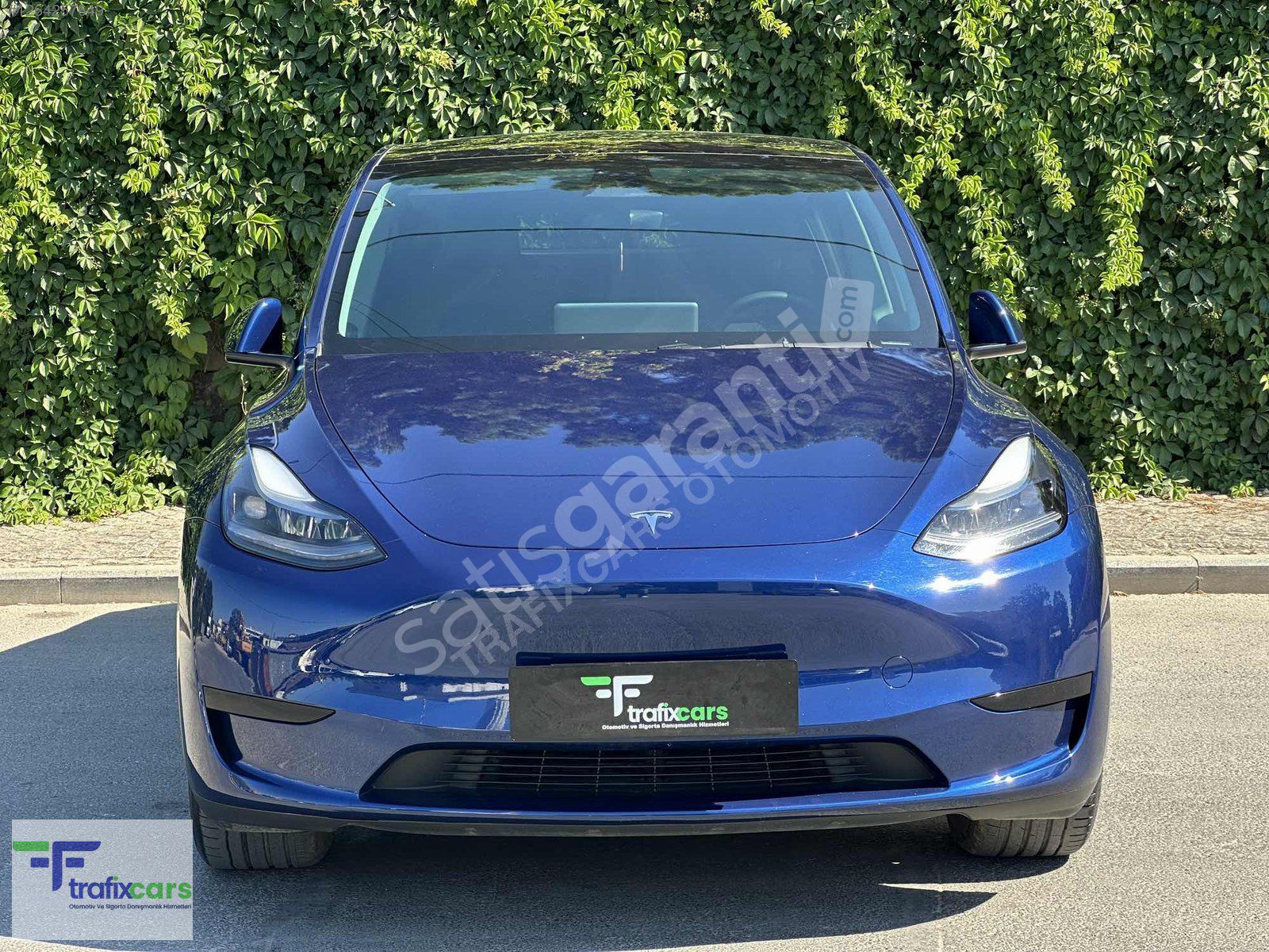 Tesla Model Y 15.000Km %1,39 Vade + Taksit Kolaylığı
