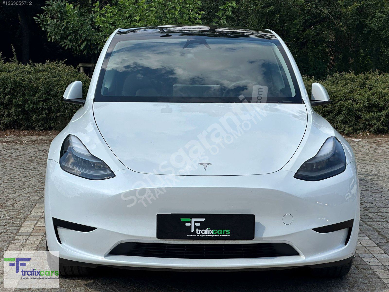 Tesla Model Y 15.000Km %1,39 Vade + Taksit Kolaylığı