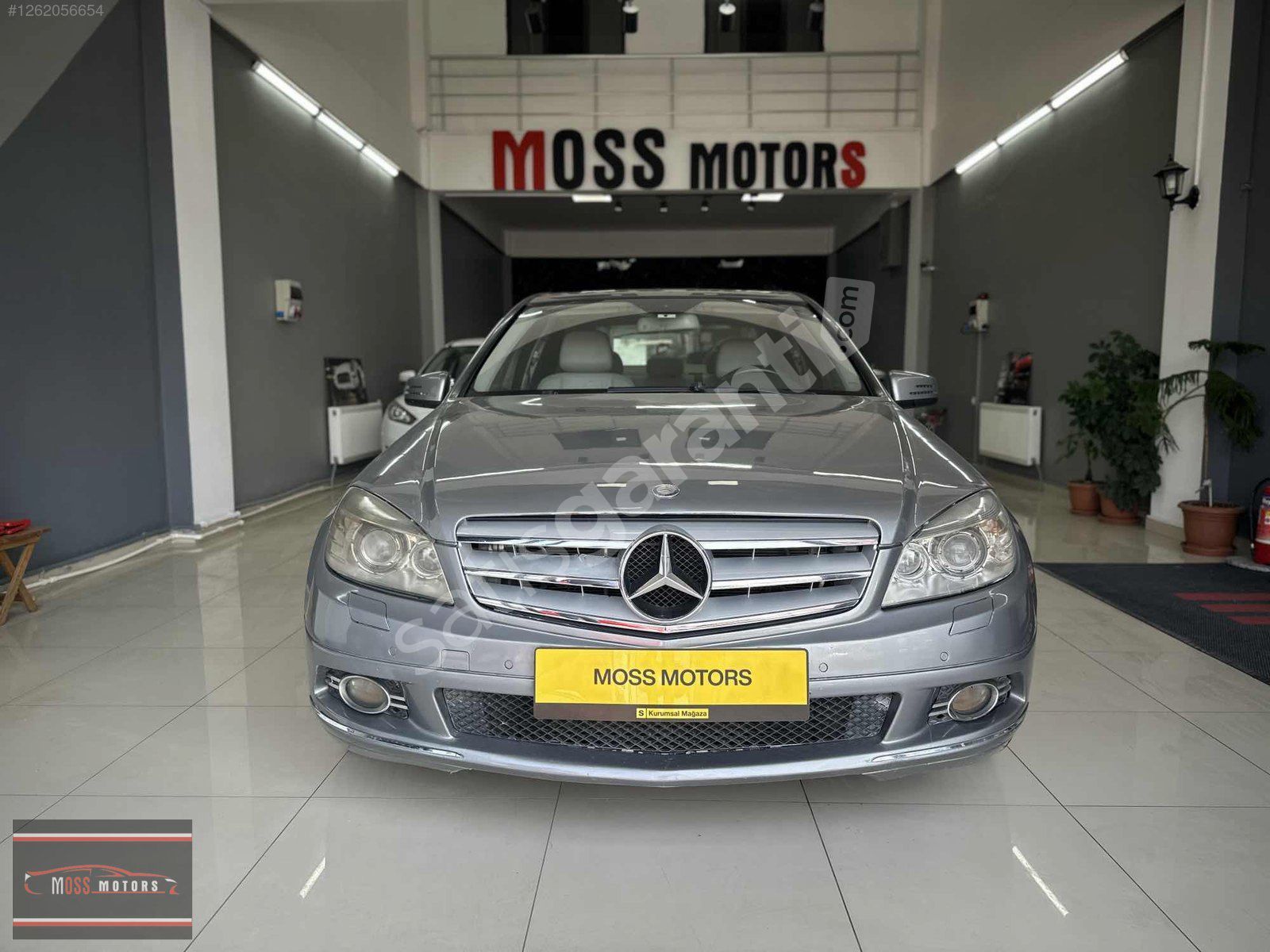2009 MODEL DEĞİŞENSİZ HATASIZ CAM TAVANLI BAKIMLI C 180 KOMPR.