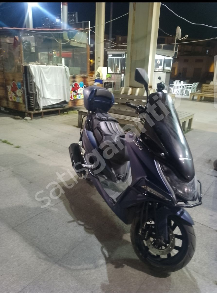 Arora safari pro 125