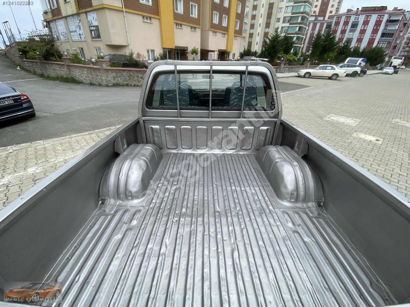 EMSALSİZ L200 PİCKUP