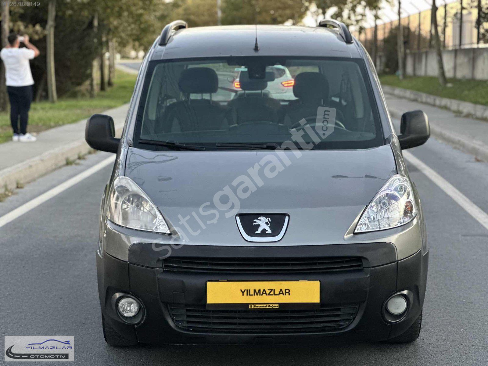 2011 PEUGEOT PARTNER 1.6 HDİ 190.000 KM FULL PAKET TEMİZ