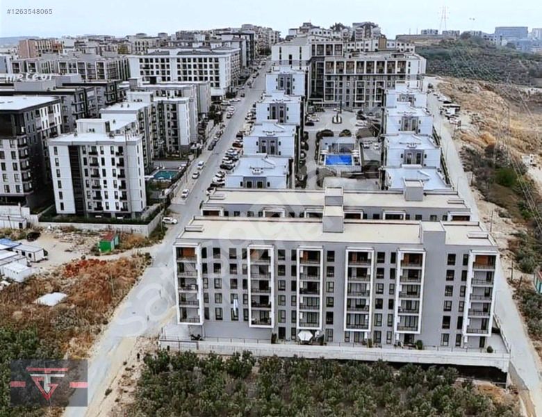 TURAN GAYRİMENKULDEN AVLU 2 SİTESİNDE KİRALIK 2+1 ARAKAT DAİRE