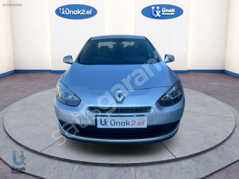TRAMERSİZ 2012 RENAULT FLUENCE 1.5 DCİ BUSİNESS 90 PS MANUEL