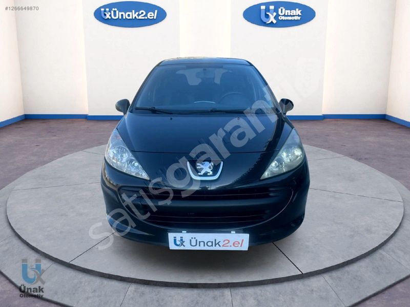 280000 KM PEUGEOT 207 1.4 HDİ MANUEL