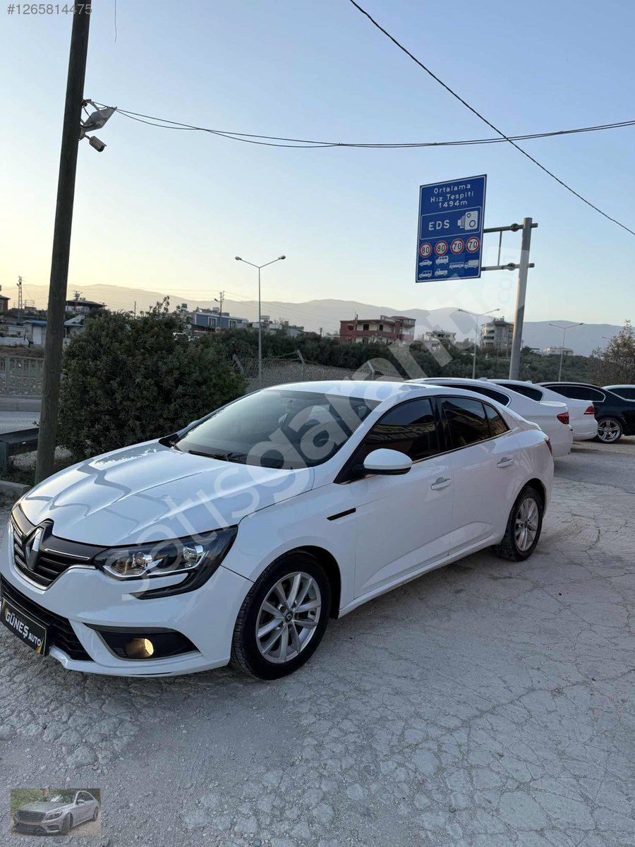 AKDENİZ GÜNEŞ OTOMOTİV,DEN MEGANE 1.5DCİ OTOMATİK HATASIZ BOYASI