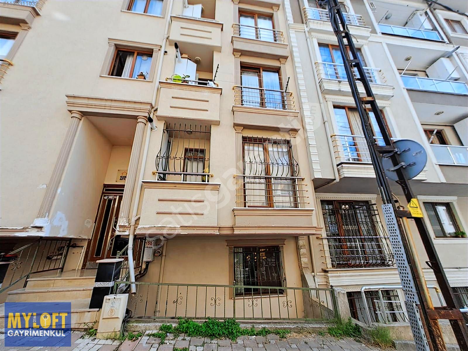 ÇEKMEKÖY HAMİDİYE MAHALLESİNDE SOKAĞA CEPHELİ 1+1 SATILIK DAİRE