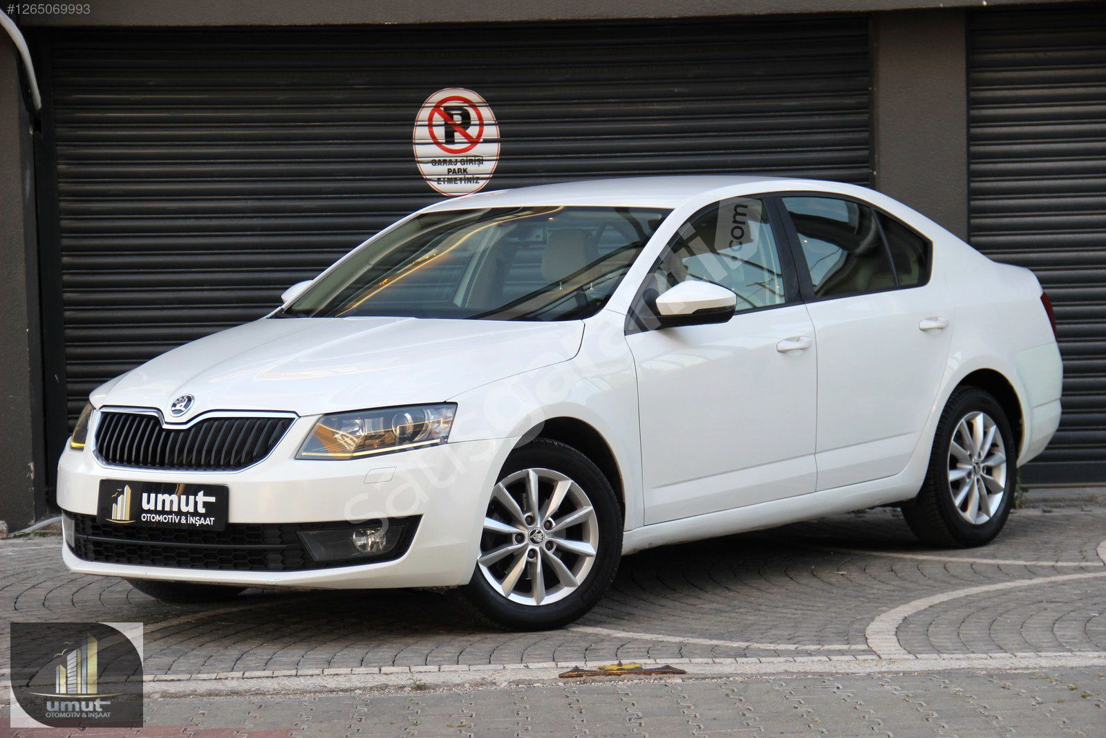 __UMUT__2015 SKODA OCTAVİA 1.6 TDI GREENTEC STYLE / OTOMATİK