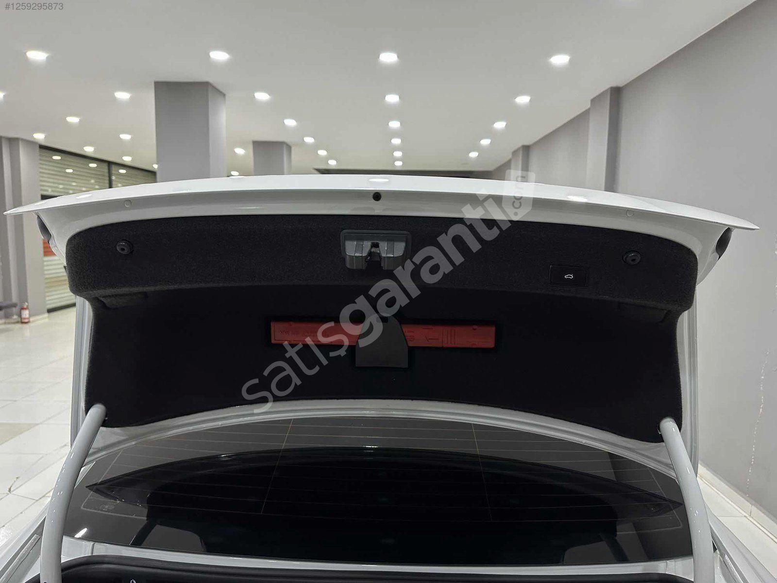2020 Passat Elegance 1.6 Tdı Yeni Logo Düşük Km