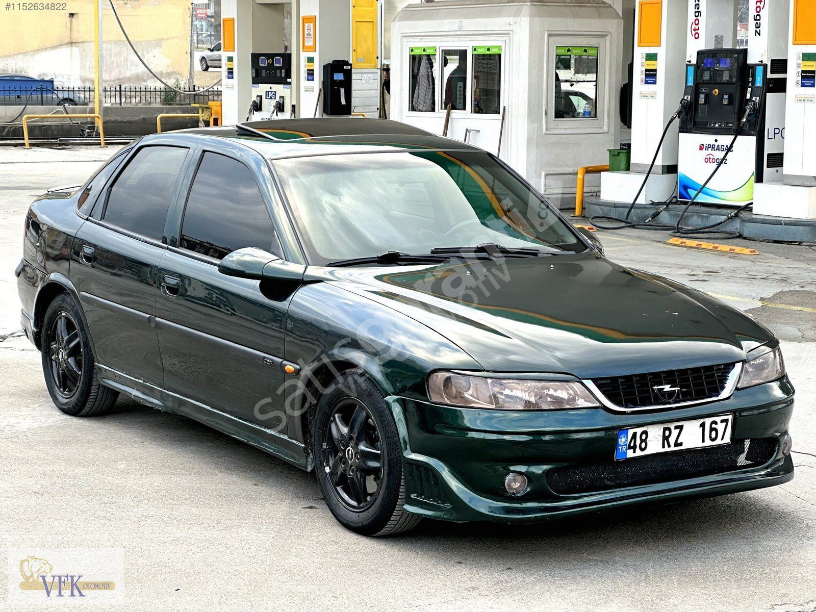 SUNROOFLU KLİMALI OPEL VECTRA 2.0 CDX 1998 MODEL TEMİZ BAKIMLI !