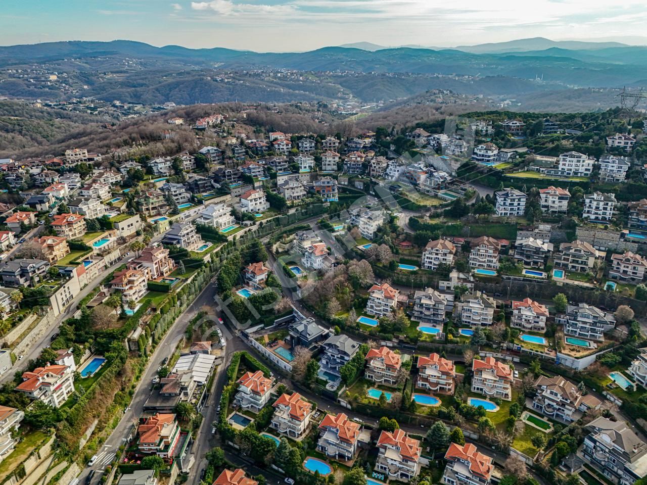 Acarkent Ultra Lüks Dekorasyonlu BR Tipi KİRALIK
