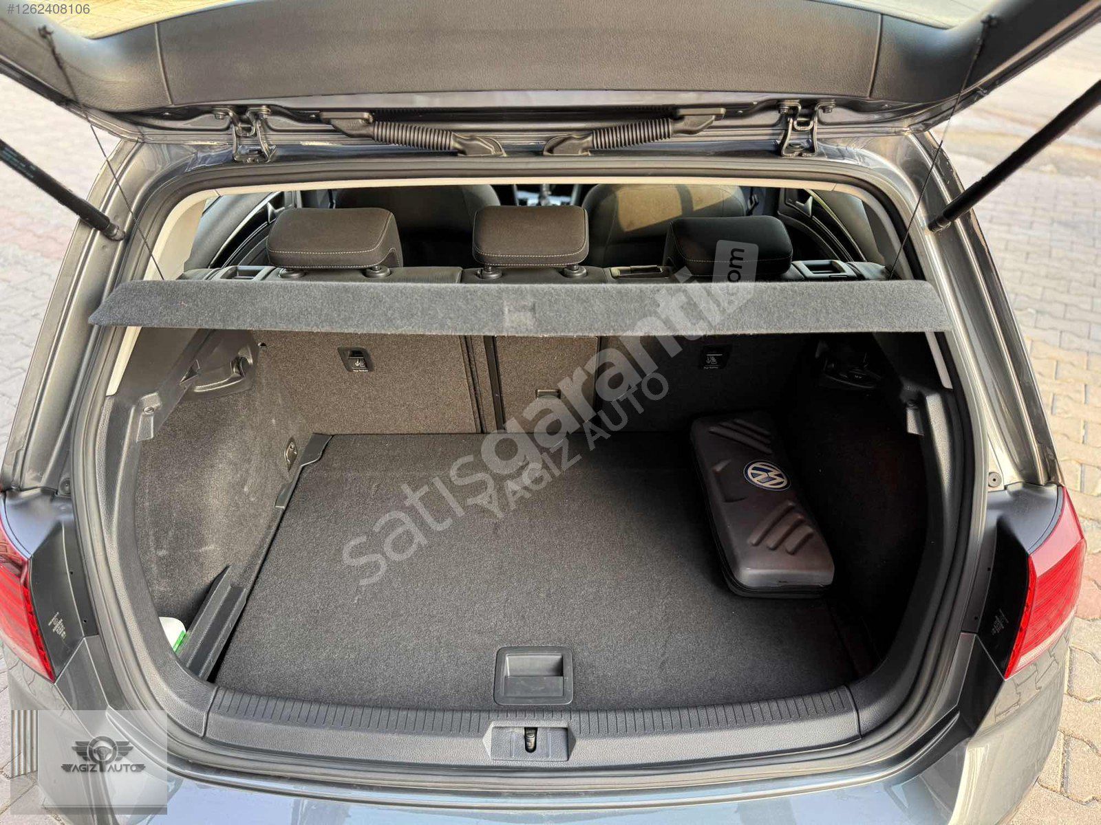 YAĞIZ AUTODAN 65 bin km 1.4 tsi golf 7.5
