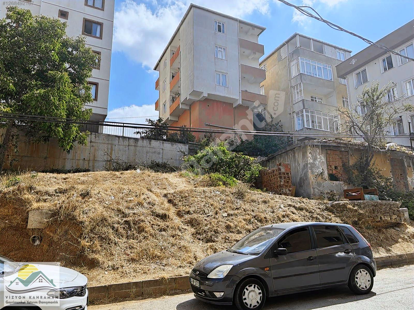 AHMET YESEVİDE SATILIK 363 M2 KONUT İMARLI ARSA