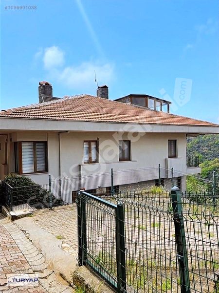 Turyap' tan Koç Üniv Yakını Full Eşyalı 5+2 Bahçeli Villa