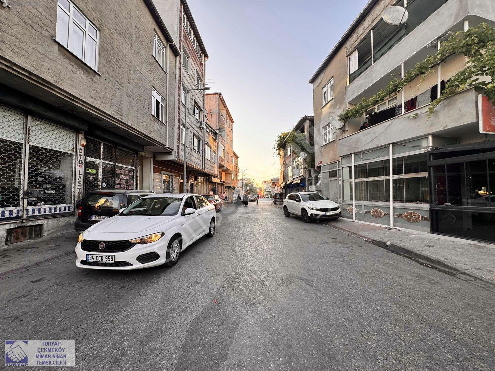 ÜMRANİYE CEMİL MERİÇTE SATILIK 140 M2 CADDEYE PARALEL DÜKKAN